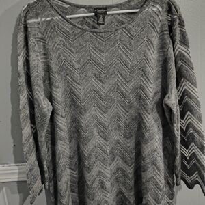 Chico's Travelers Collection 3/4 Sleeve Chevron Burnout Gray Knit Top